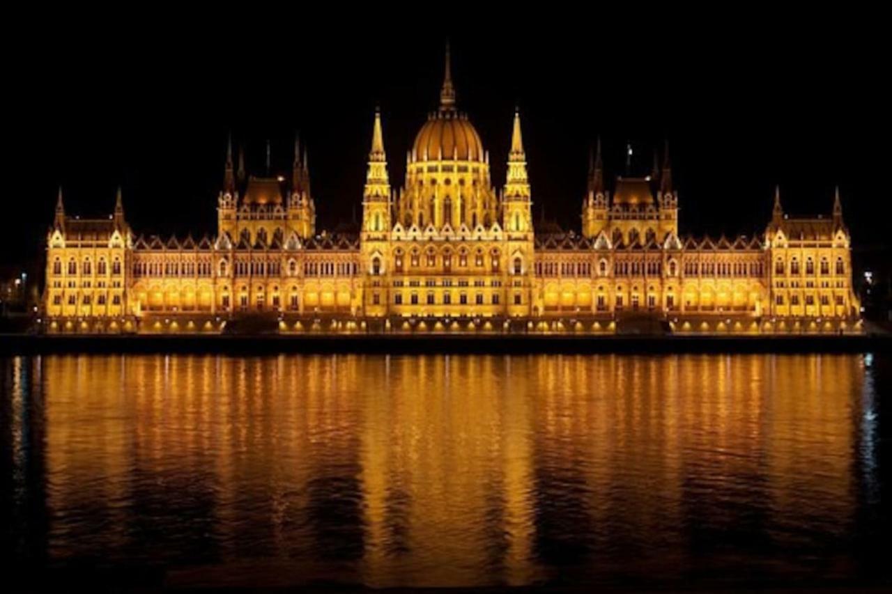 Kastely Apartments - Buda Castle Boedapest Buitenkant foto